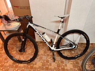 Bicicleta Montaña Focus Raven Carbono Talla M