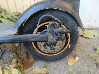 Patinete eléctrico Cecotec en buen estado