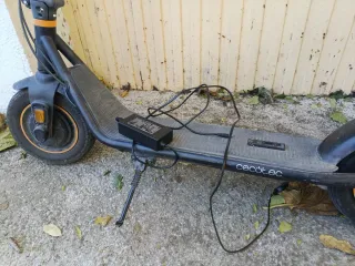 Patinete eléctrico Cecotec en buen estado