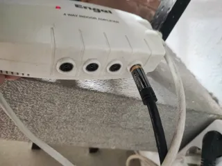 Amplificador Señal Antena Engel 4 Vías