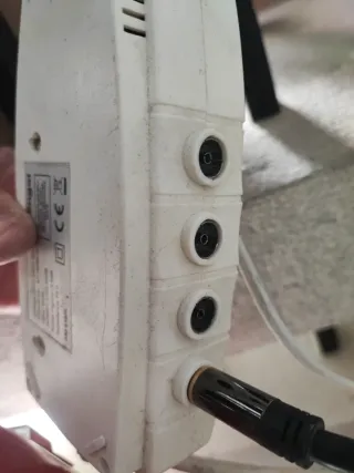 Amplificador Señal Antena Engel 4 Vías