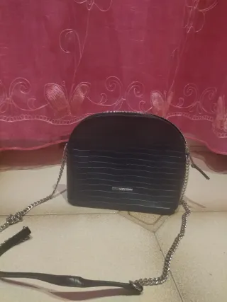 Borsetta donna nera effetto coccodrillo