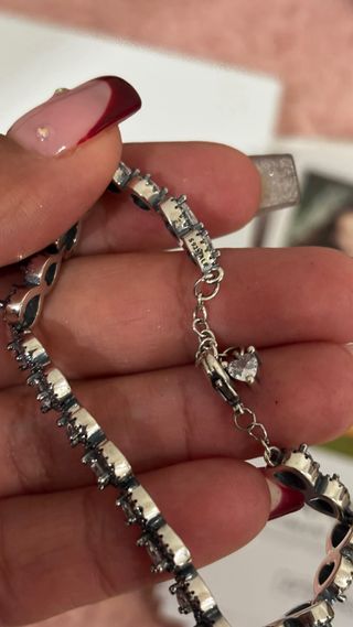 Pulsera Pandora Corazones Brillantes Plata