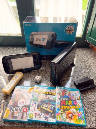 Nintendo Wii U Nera + Giochi
