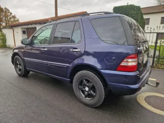 Mercedes-Benz Clase M 2001
