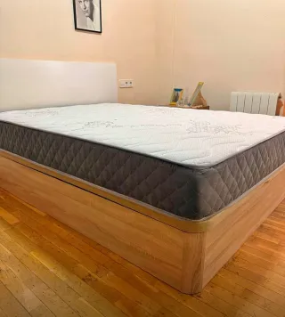 Canapés colchones mesitas cabeceros somiers