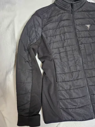 Chaqueta Guess Negra