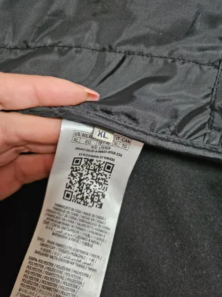 Chaqueta Guess Negra