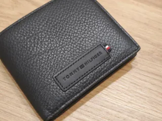 TOMMY HILFIGER - Cartera de Piel - Nueva