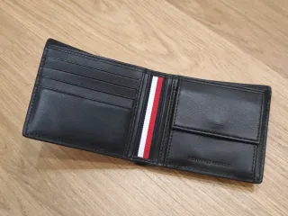 TOMMY HILFIGER - Cartera de Piel - Nueva