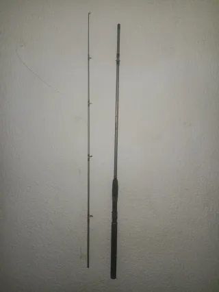 Caña pesca 2 tramos 2.1m + carrete spinning