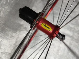 Rueda trasera Mavic helium