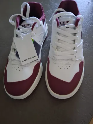 Zapatillas Lacoste Blancas y burdeos
