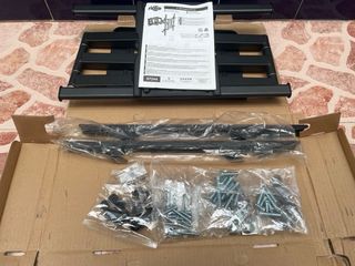 Soporte TV pared 32-65” articulado. Sin usar.