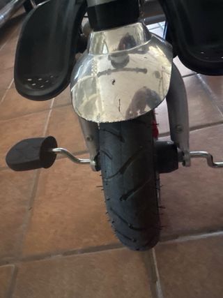 Silla triciclo bebé beige buen estado casi nuevo