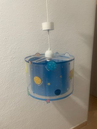 Lámpara infantil techo planetas y cohete