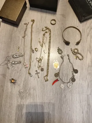 Lote de bisutería variada