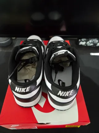 Nike Dunk Retro Blanco y Negro Talla 44