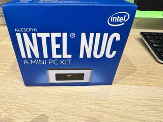 Mini PC Intel NUC 5i5RYH con design compatto ed elegante