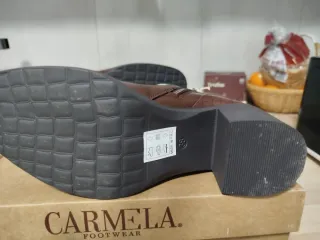 Botines de piel Carmela marrones