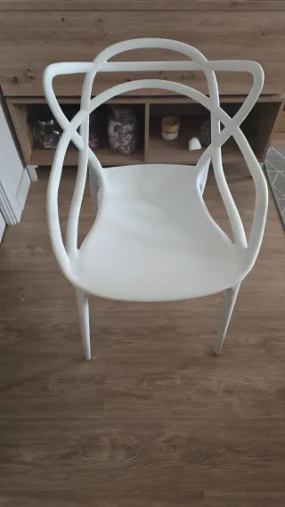 Sillas de comedor de propileno blanco