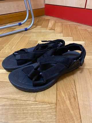 Sandalias Mountain Pro Hombre Negras.Nuevas