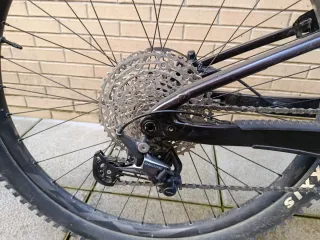 Bicicleta Eléctrica Giant Stance E+1 Pro 29