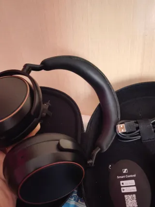 Auriculares Sennheiser Momentum 4 Negros