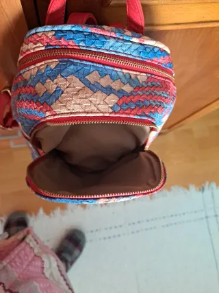 Mochila BIMBA Y LOLA azul y rosa tejida