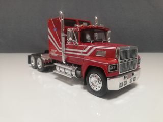 camión americano 1:43