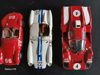 3 modellini 1:43 Ferrari/Maserati