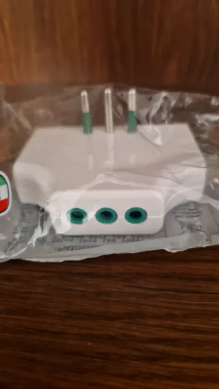 Adaptador Enchufe Blanco 3 Tomas Italia