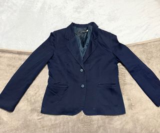 Americana corta azul marino