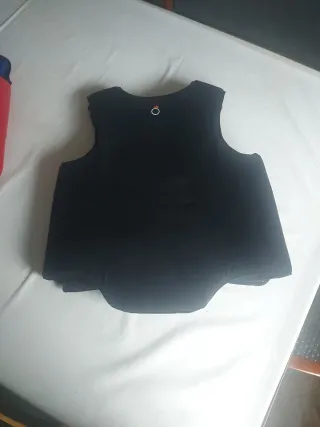 Chaleco Hípica Negro Fouganza