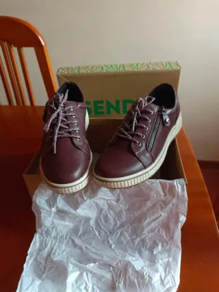 Zapatos deportivos Senda Road morados