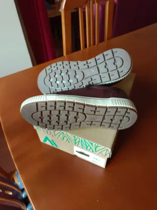 Zapatos deportivos Senda Road morados