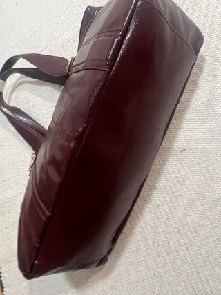 Bolso de hombro Zara rojo bordeau