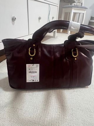 Bolso de hombro Zara rojo bordeau
