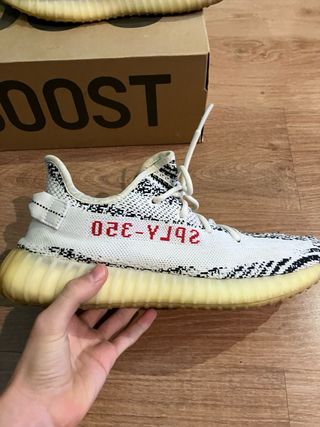 Adidas Yeezy Boost 350 V2 Zebra