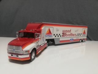 camión americano 1:43