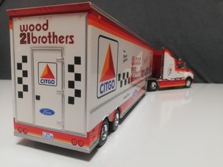 camión americano 1:43