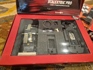 Scalextric Pro Porsche 911 GT3 Cup NUEVO