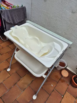 Bañera y cambiador Chicco