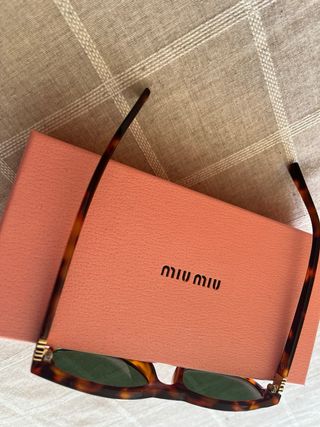 Occhiali da sole Miu Miu Tartaruga