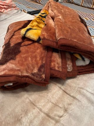 Manta de felpa 230x165 cm