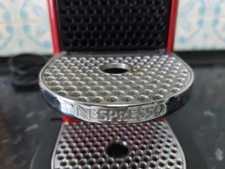 Cafetera Nescafé Krups Roja