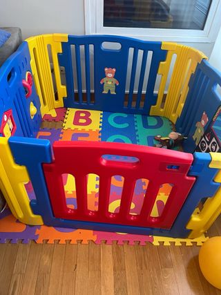 Parque infantil bebé