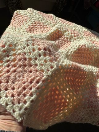 Coperta lana uncinetto rosa bianco handmade