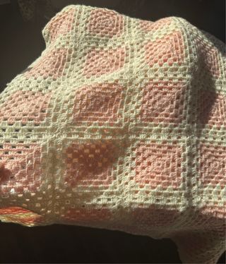 Coperta lana uncinetto rosa bianco handmade