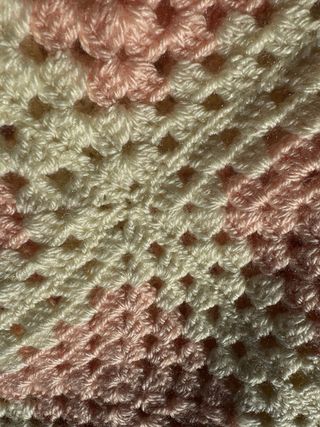 Coperta lana uncinetto rosa bianco handmade